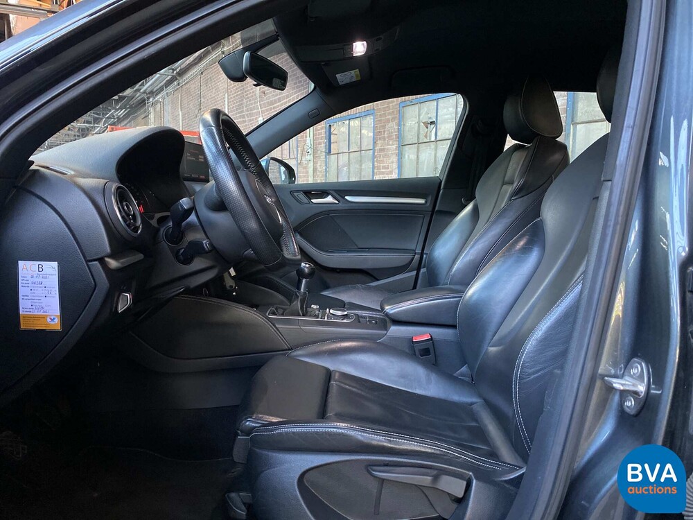 Audi A3 Sportback 1.6 TDI Ambition Sport Edition -Org.NL-2015, HB-279-X.