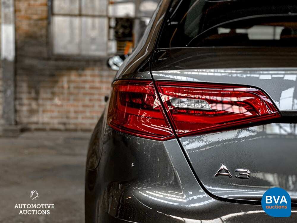 Audi A3 Sportback 1.6 TDI Ambition Sport Edition -Org.NL-2015, HB-279-X.