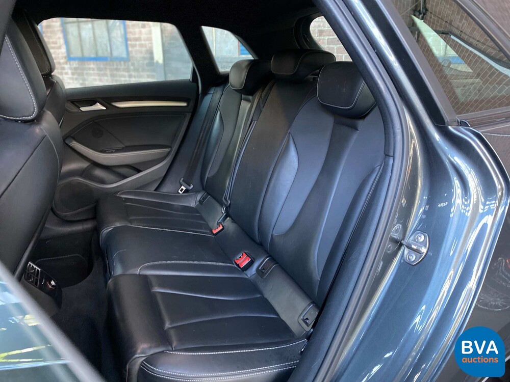 Audi A3 Sportback 1.6 TDI Ambition Sport Edition -Org.NL-2015, HB-279-X.