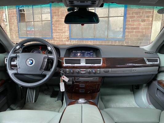 BMW 760Li E65 6.0 V12 445pk 2004 -YOUNGTIMER-