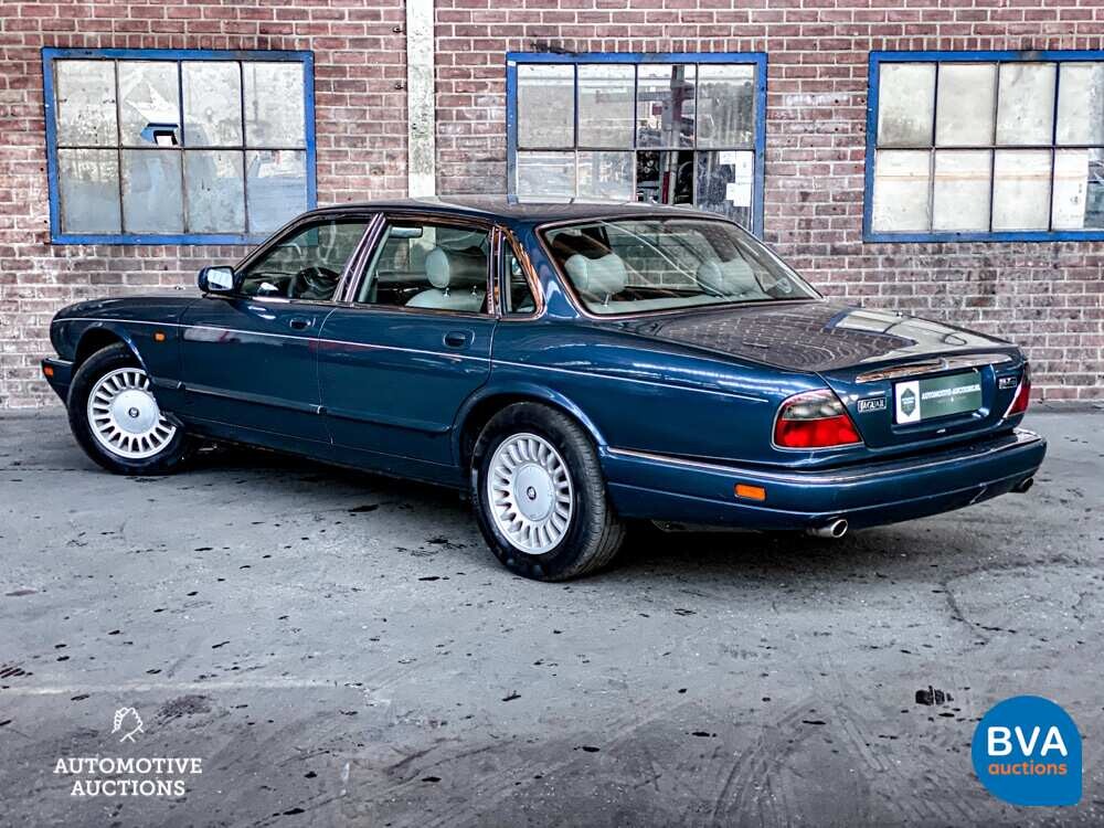 Jaguar Souverän 3.2 211PS 1996 -Org. NL-, NN-HV-09.