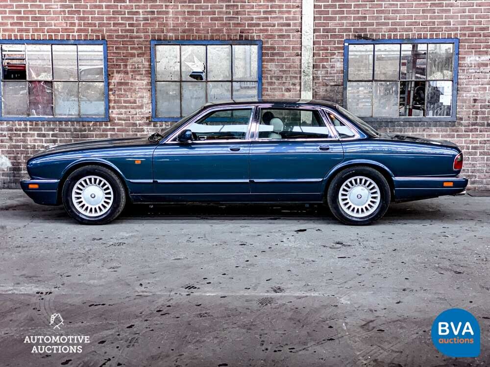 Jaguar Souverän 3.2 211PS 1996 -Org. NL-, NN-HV-09.