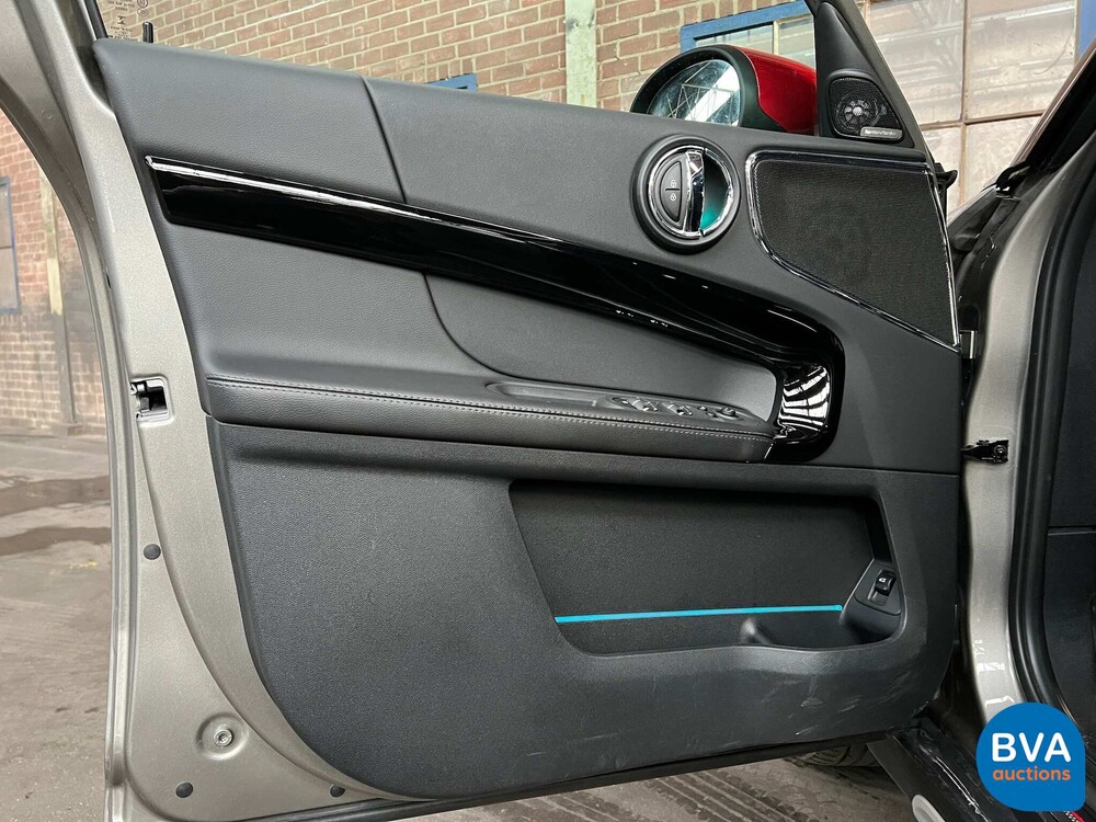 Mini Country Man 2.0 JCW ALL4 306 PS 2020.