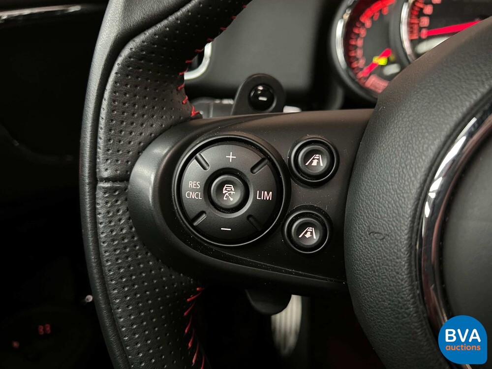 Mini Country Man 2.0 JCW ALL4 306 PS 2020.