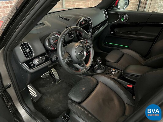 Mini Country Man 2.0 JCW ALL4 306 PS 2020.