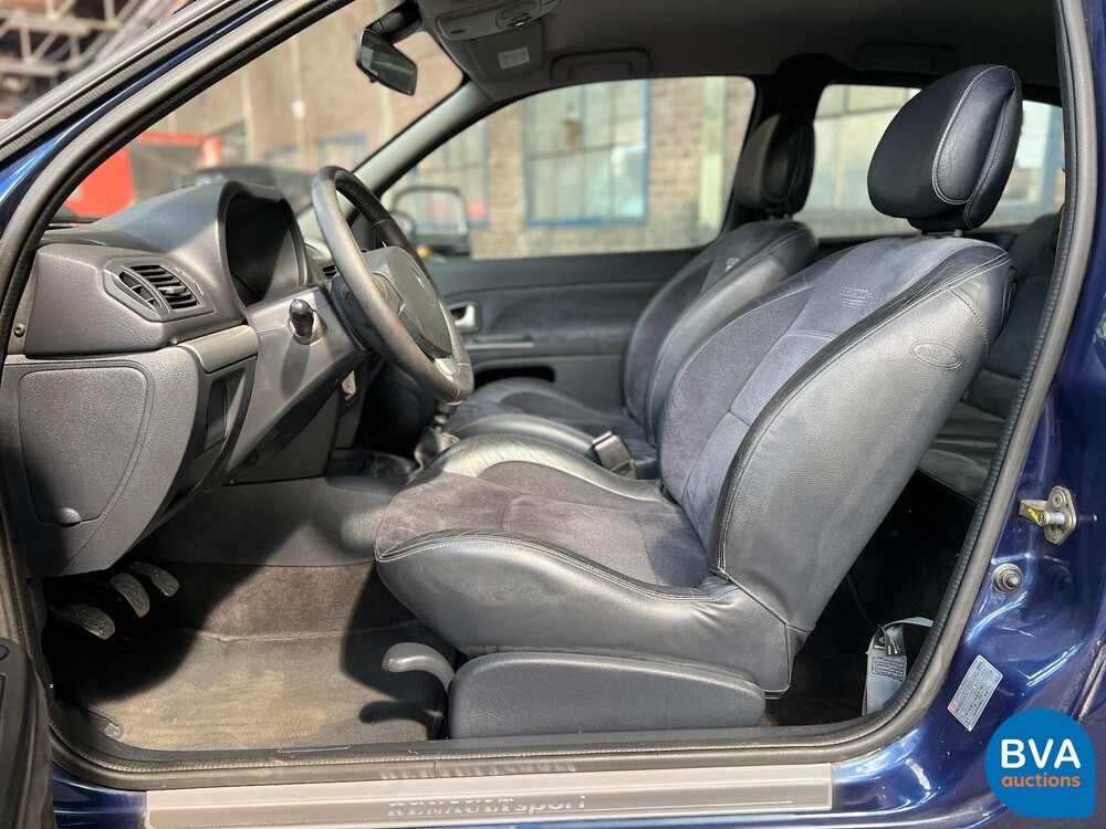 Renault Sport Clio RS2.0 16v 2004 -YOUNGTIMER-.