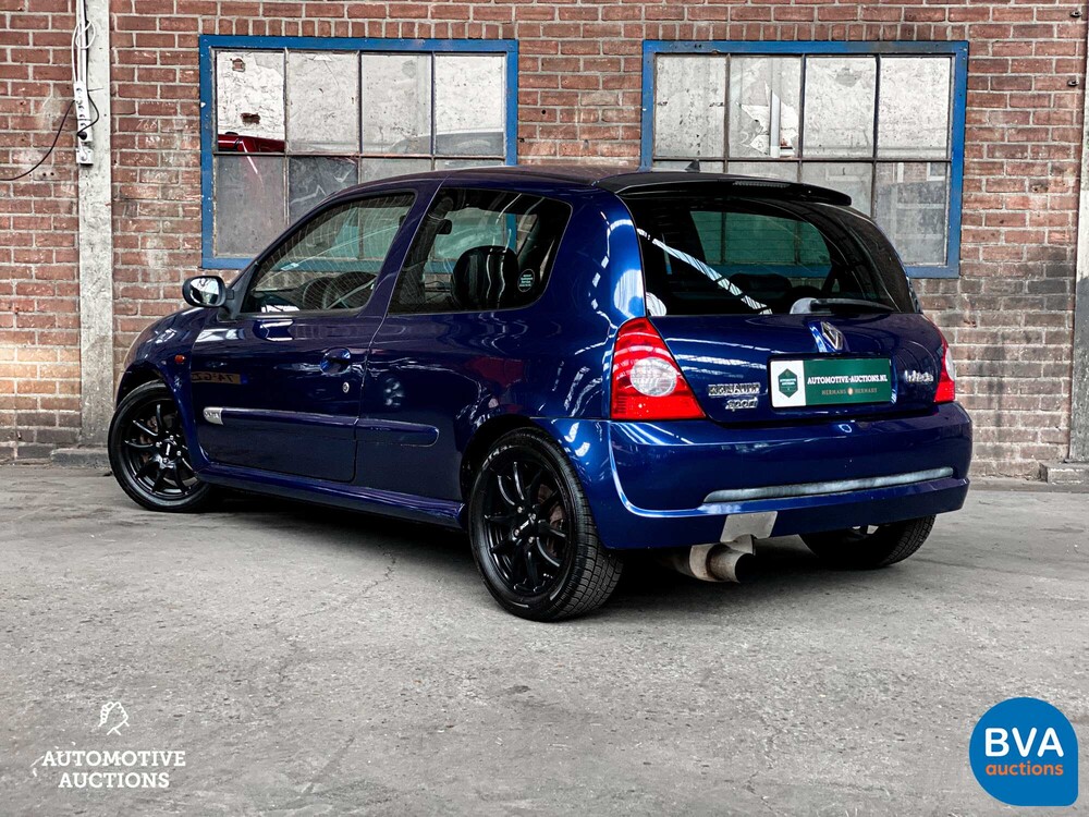 Renault Sport Clio RS2.0 16v 2004 -YOUNGTIMER-.
