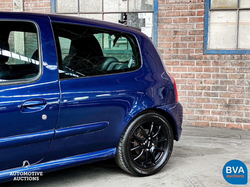 Renault Sport Clio RS2.0 16v 2004 -YOUNGTIMER-.