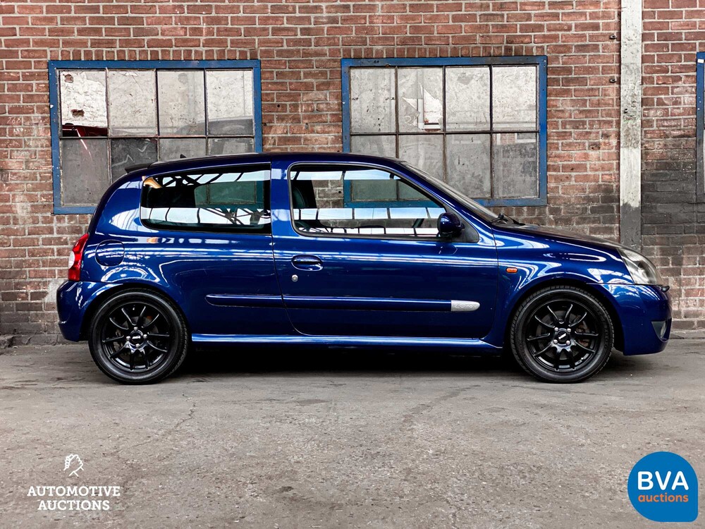 Renault Sport Clio RS2.0 16v 2004 -YOUNGTIMER-.