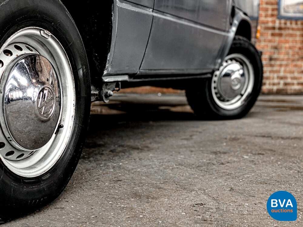 Volkswagen T3 Kleinbus 9-Sitzer 60pk 1980, GH-44-ZT.