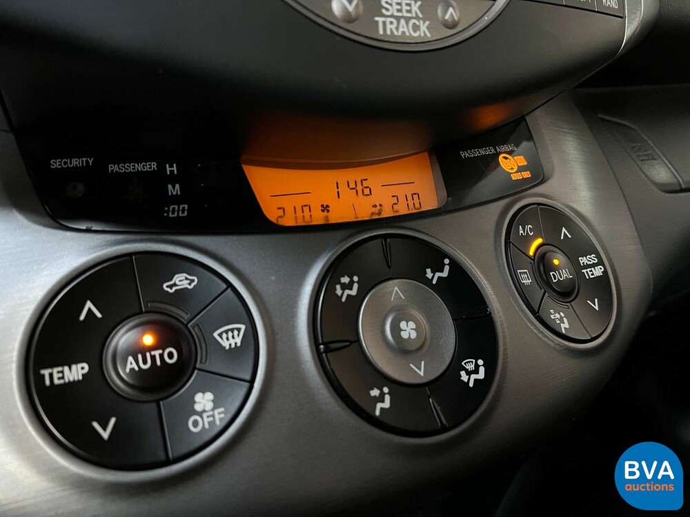 Toyota RAV4 2.2 D-CAT Linea Sol 177PS 2006 -Org. NL-, 41-SP-LK.