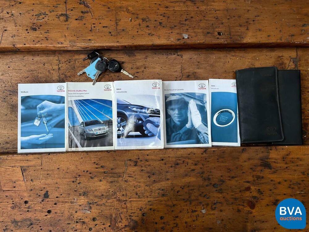 Toyota RAV4 2.2 D-CAT Linea Sol 177PS 2006 -Org. NL-, 41-SP-LK.