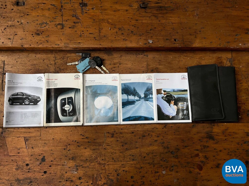 Toyota RAV4 2.2 D-CAT Linea Sol 177PS 2006 -Org. NL-, 41-SP-LK.