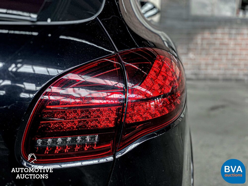 Porsche Cayenne 4.8 Turbo 500 PS 2012, 71-ZVF-9.