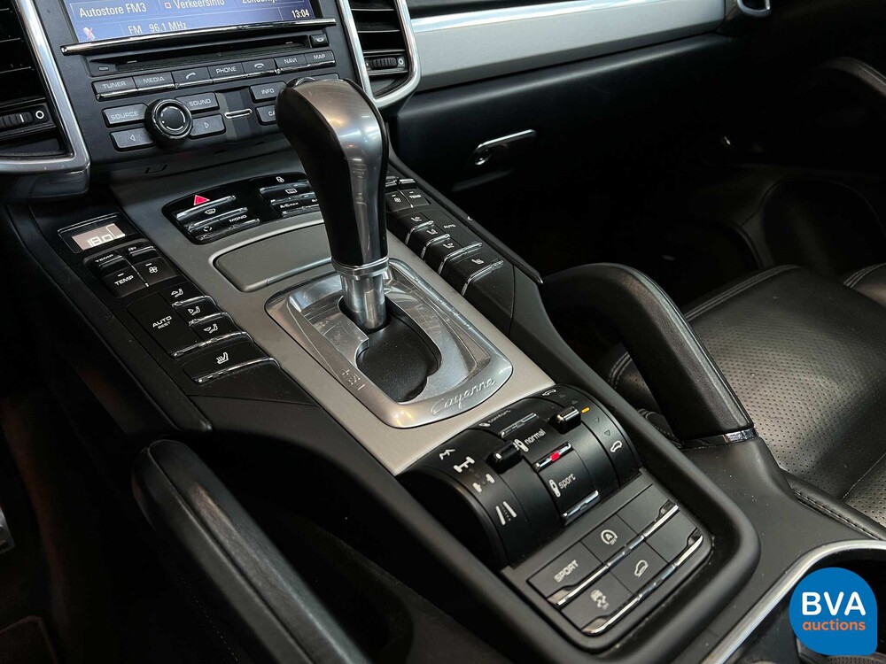 Porsche Cayenne 4.8 Turbo 500 PS 2012, 71-ZVF-9.
