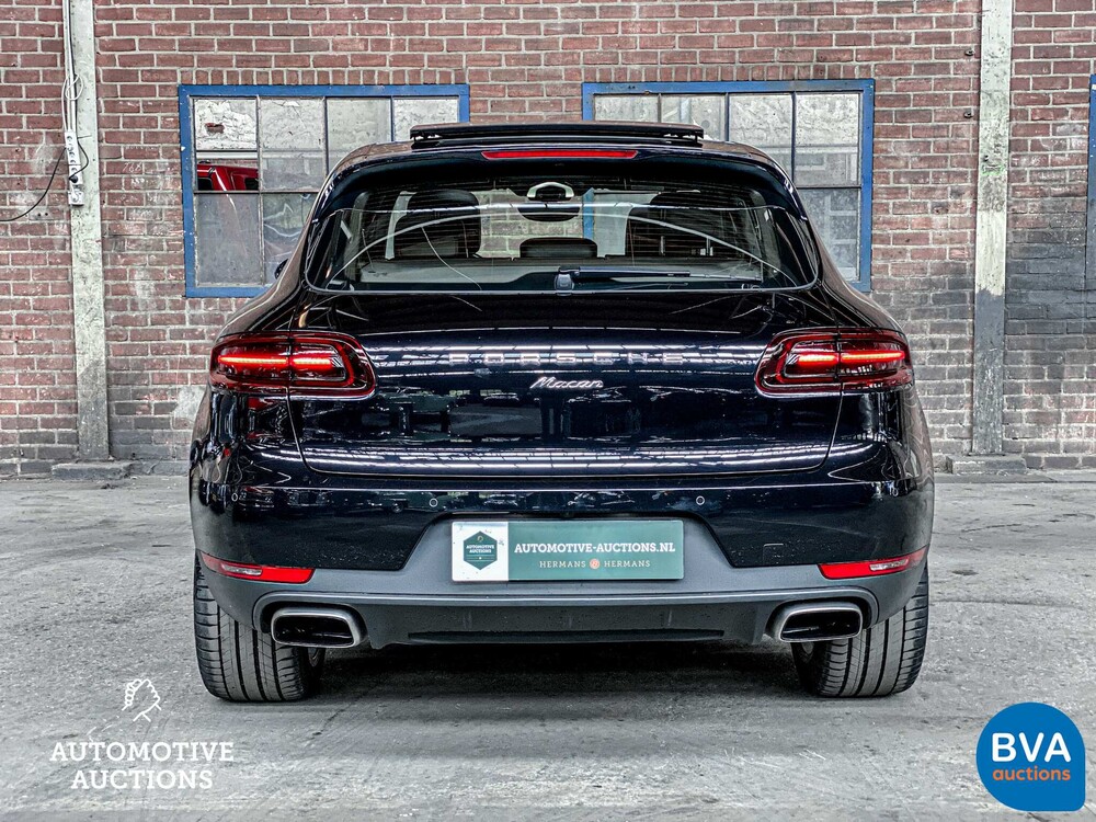 Porsche Macan 2.0 SportChrono 252pk 2016 -Org. NL-, KN-374-H.