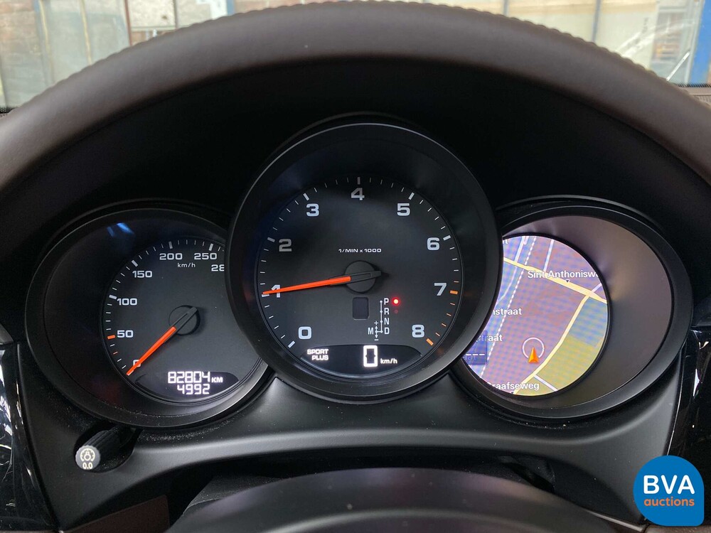 Porsche Macan 2.0 SportChrono 252pk 2016 -Org. NL-, KN-374-H.