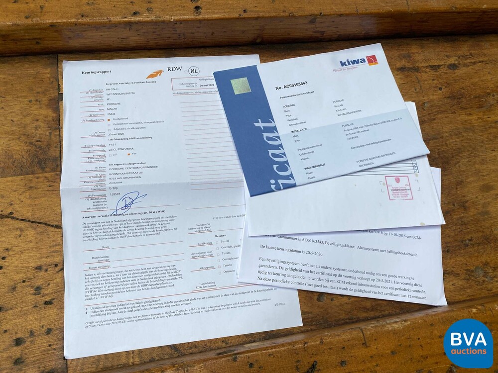 Porsche Macan 2.0 SportChrono 252pk 2016 -Org. NL-, KN-374-H.