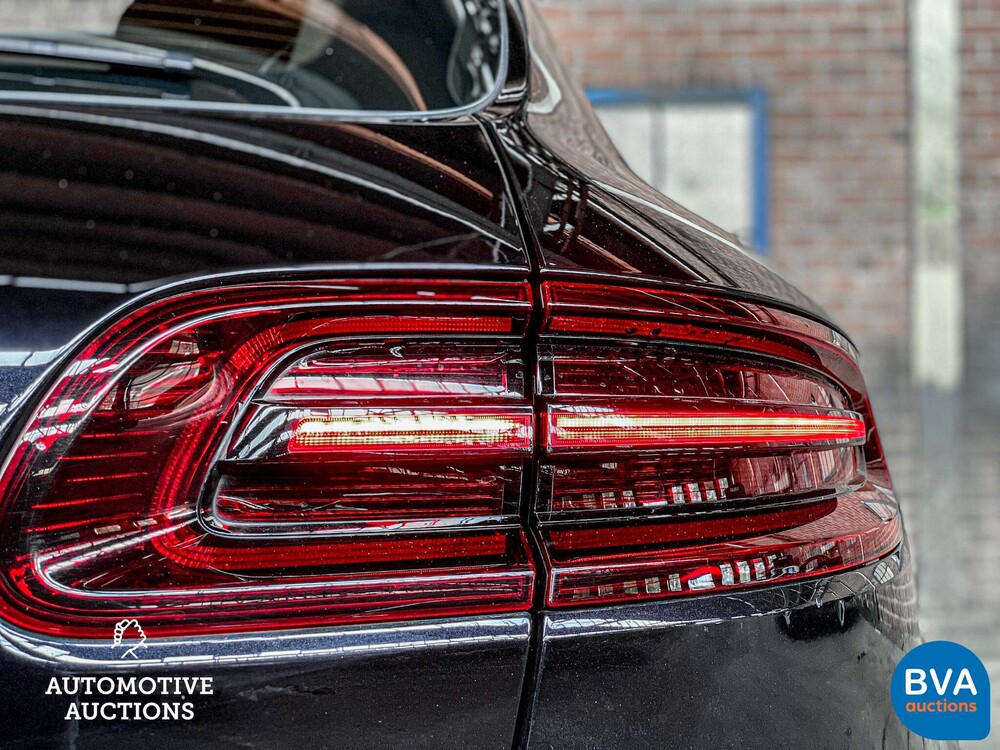 Porsche Macan 2.0 SportChrono 252pk 2016 -Org. NL-, KN-374-H.