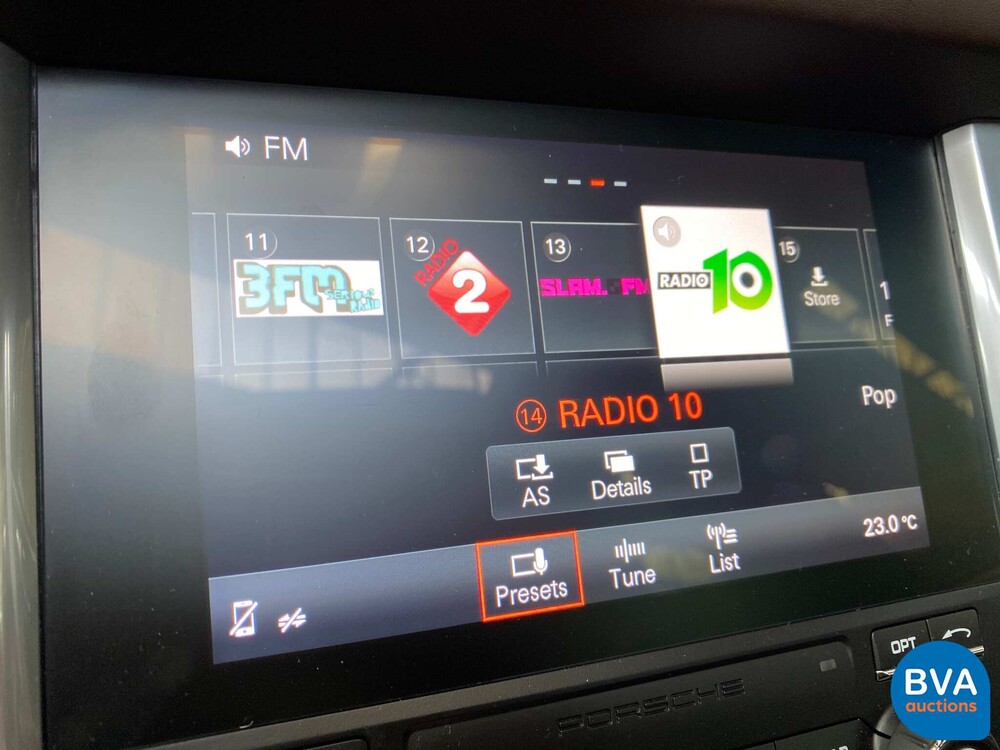 Porsche Macan 2.0 SportChrono 252pk 2016 -Org. NL-, KN-374-H.