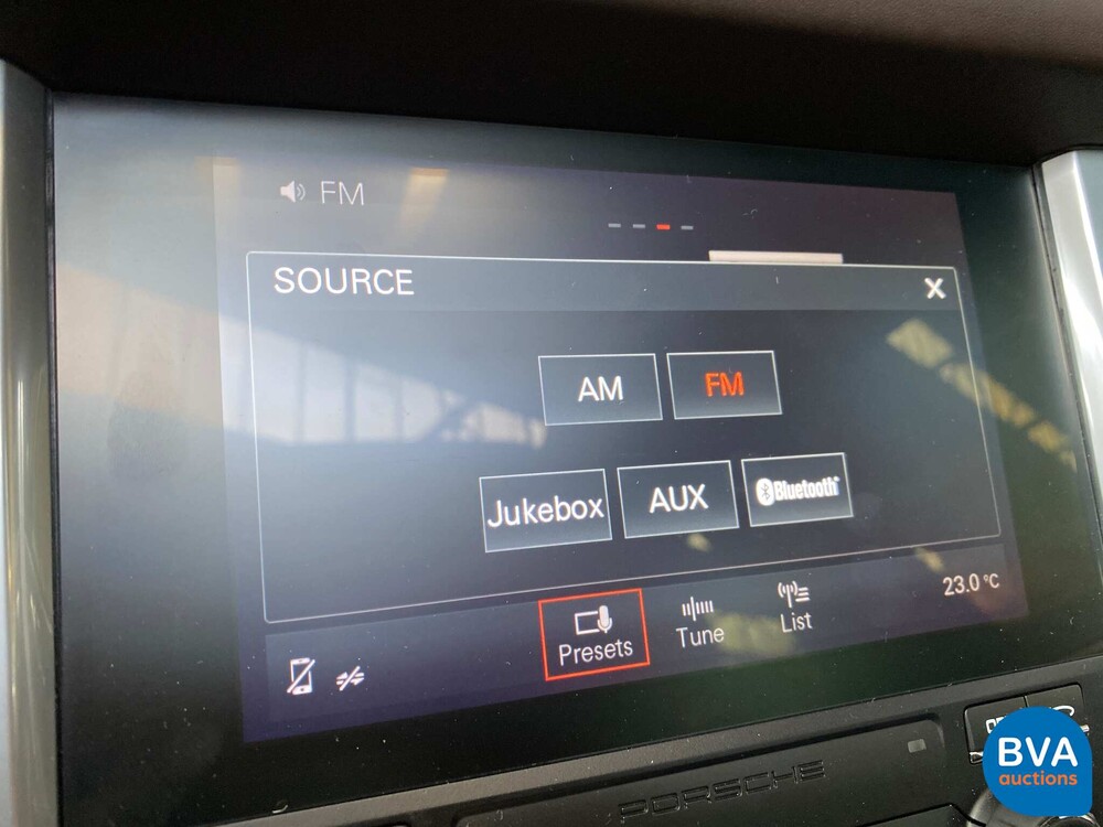 Porsche Macan 2.0 SportChrono 252pk 2016 -Org. NL-, KN-374-H.