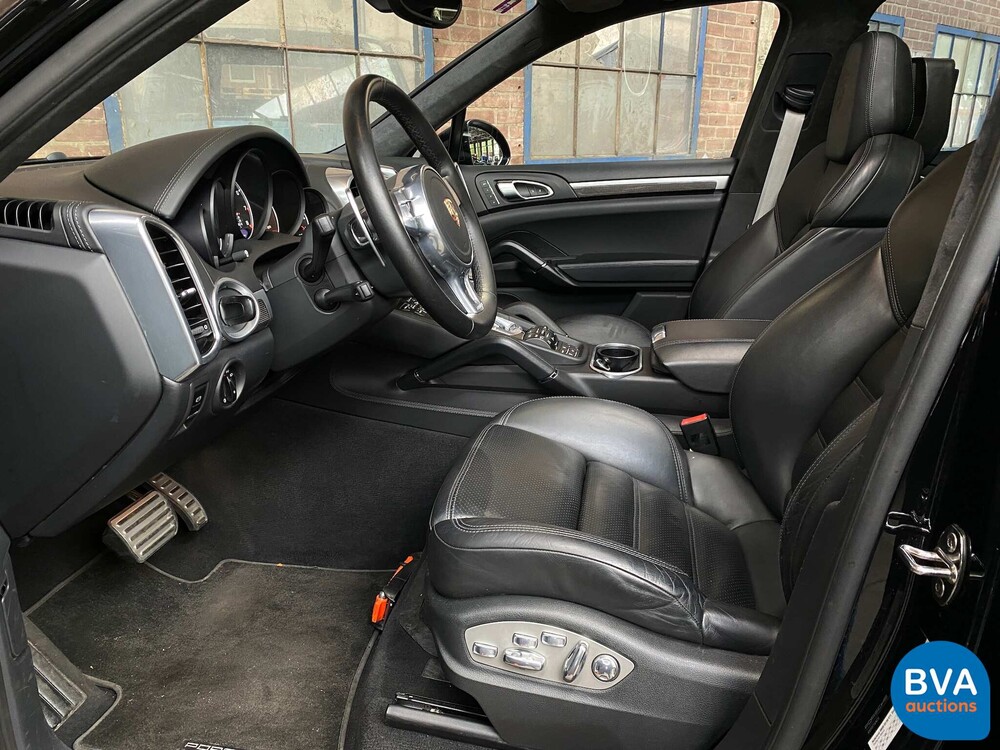 Porsche Cayenne 4.8 Turbo S SportChrono 551hp 2013 -Org. NL-, 7-KPX-58.