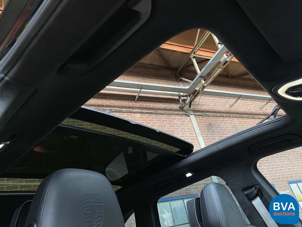 Porsche Cayenne 4.8 Turbo S SportChrono 551hp 2013 -Org. NL-, 7-KPX-58.