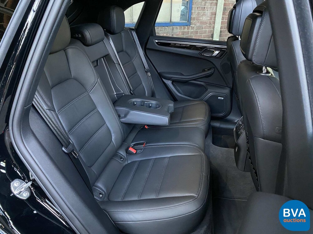 Porsche Macan S2.9 380 PS Modelljahr 2022.