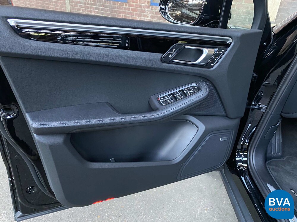Porsche Macan S2.9 380 PS Modelljahr 2022.