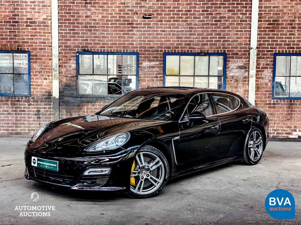 Porsche Panamera 4.8 Turbo S SportChrono 551 PS 2011, XJ-976-R.