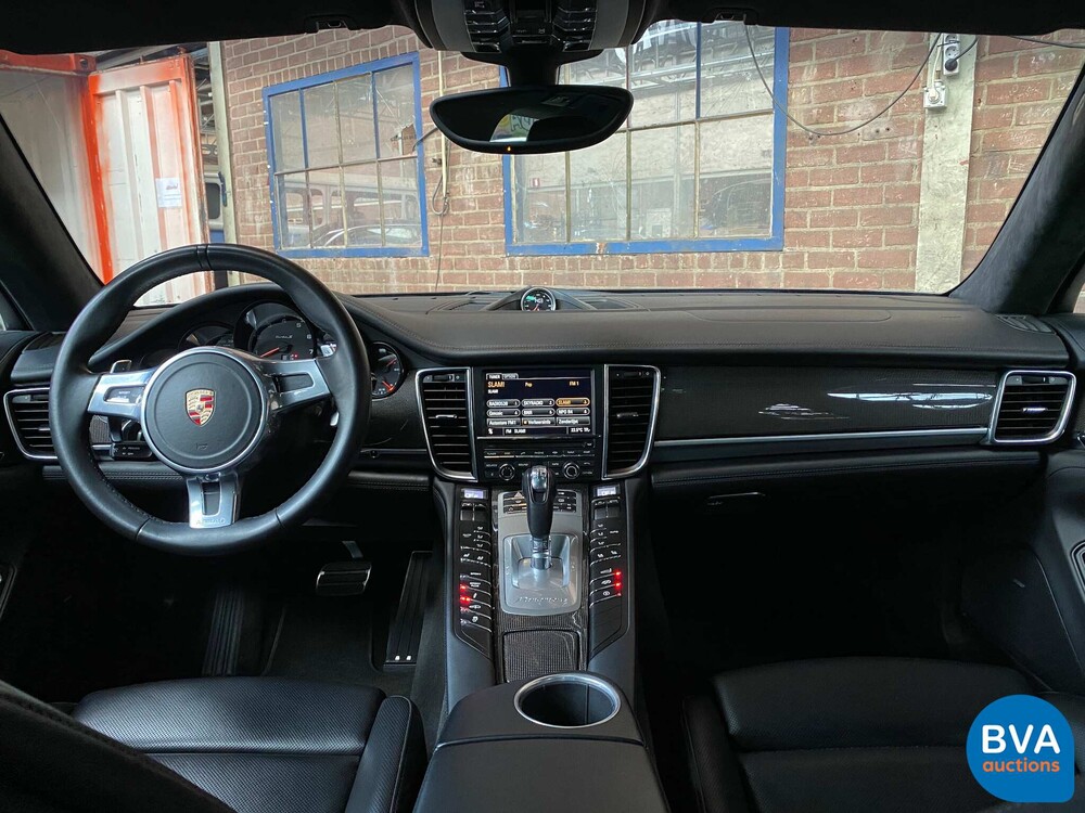 Porsche Panamera 4.8 Turbo S SportChrono 551 PS 2011, XJ-976-R.