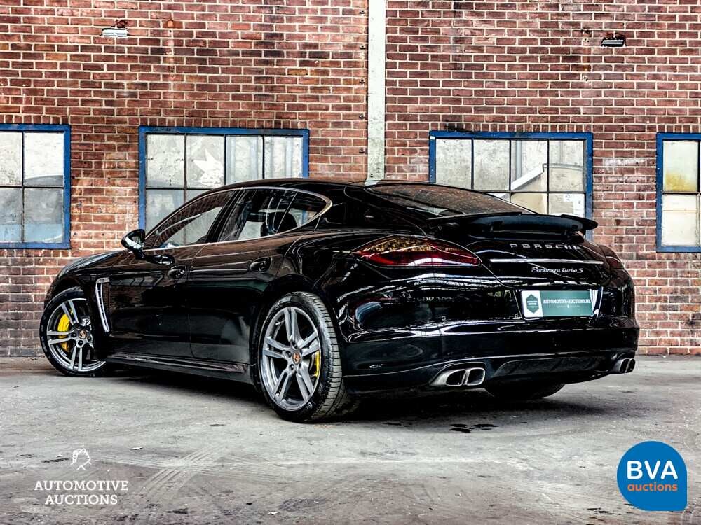 Porsche Panamera 4.8 Turbo S SportChrono 551 PS 2011, XJ-976-R.