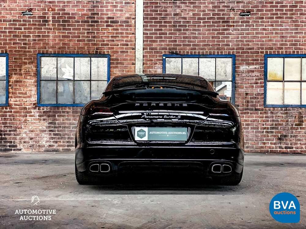 Porsche Panamera 4.8 Turbo S SportChrono 551 PS 2011, XJ-976-R.