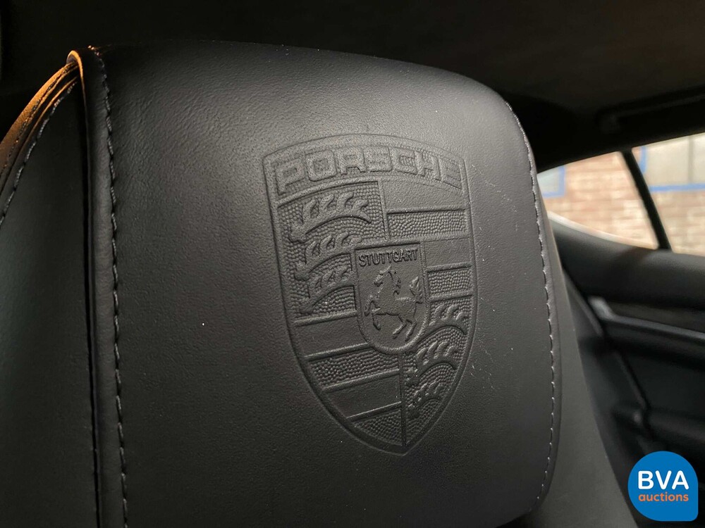 Porsche Panamera 4.8 Turbo S SportChrono 551 PS 2011, XJ-976-R.