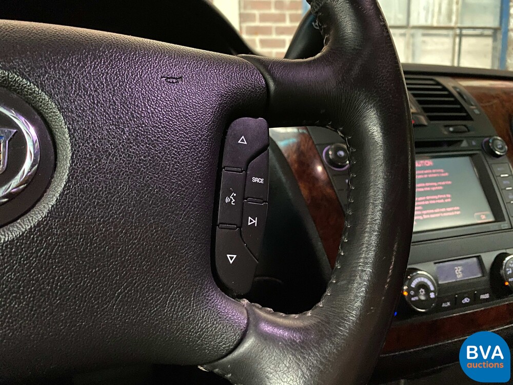 Cadillac DTS4.6 V8 280 PS 2007.