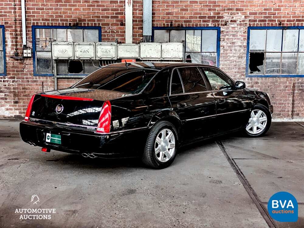 Cadillac DTS4.6 V8 280 PS 2007.