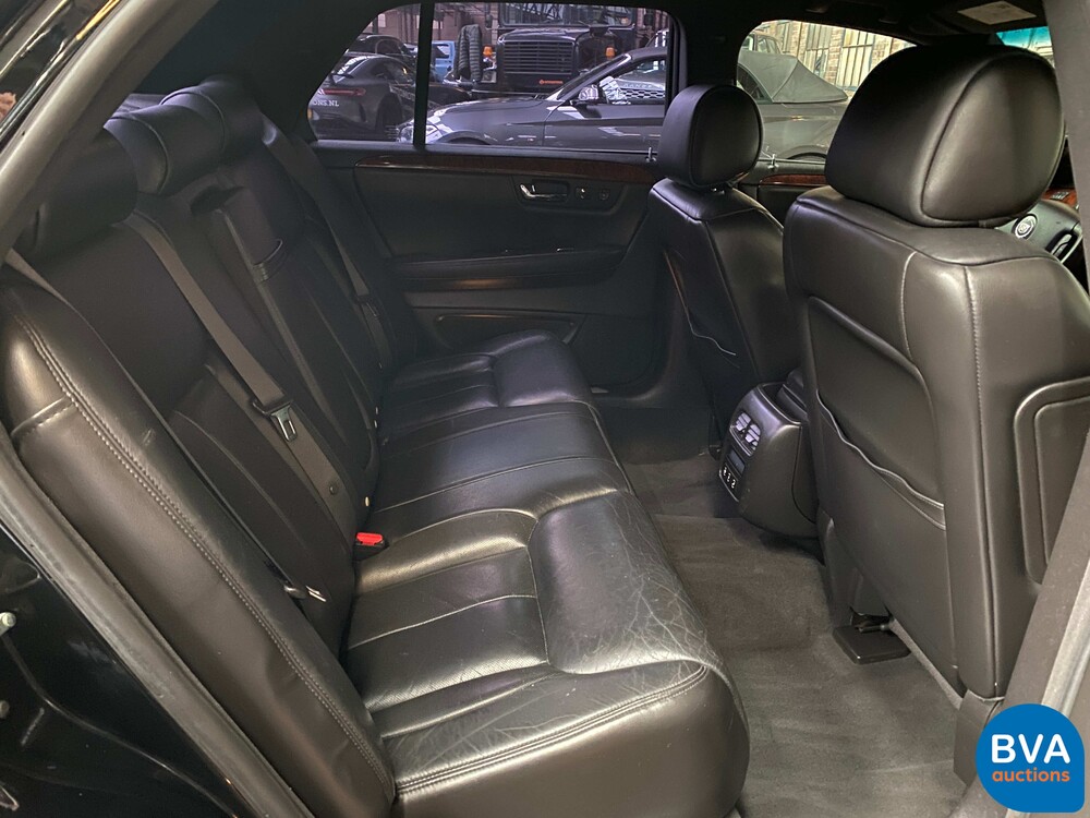 Cadillac DTS4.6 V8 280 PS 2007.