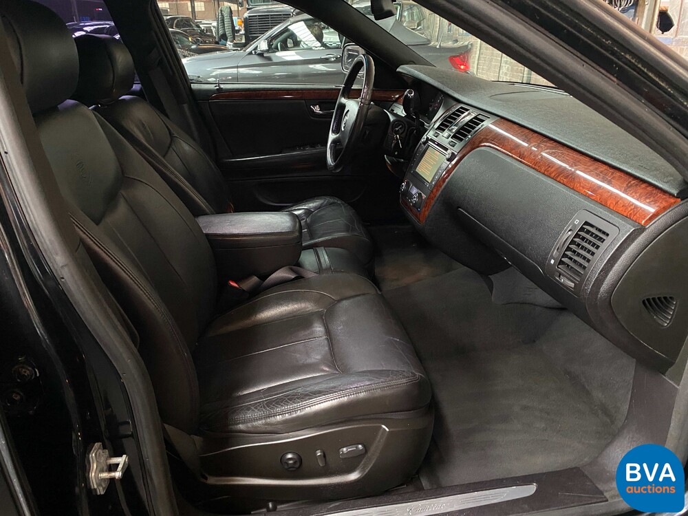 Cadillac DTS4.6 V8 280 PS 2007.