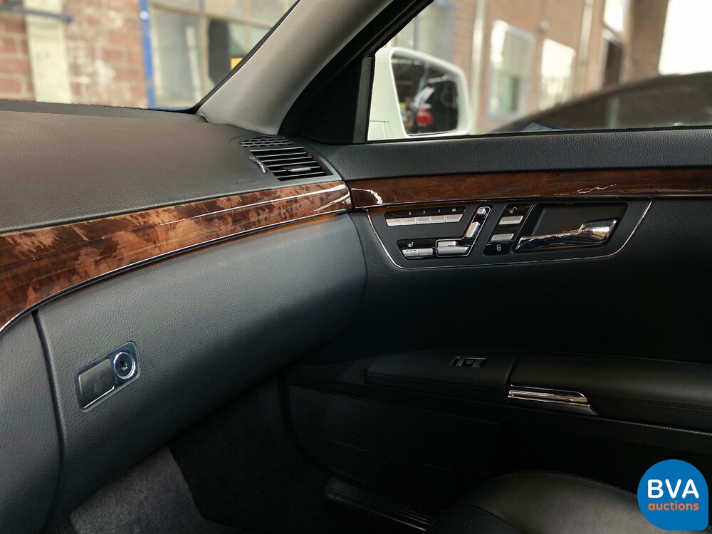 Mercedes-Benz S550L AMG 435pk 2006 -YOUNGTIMER-.
