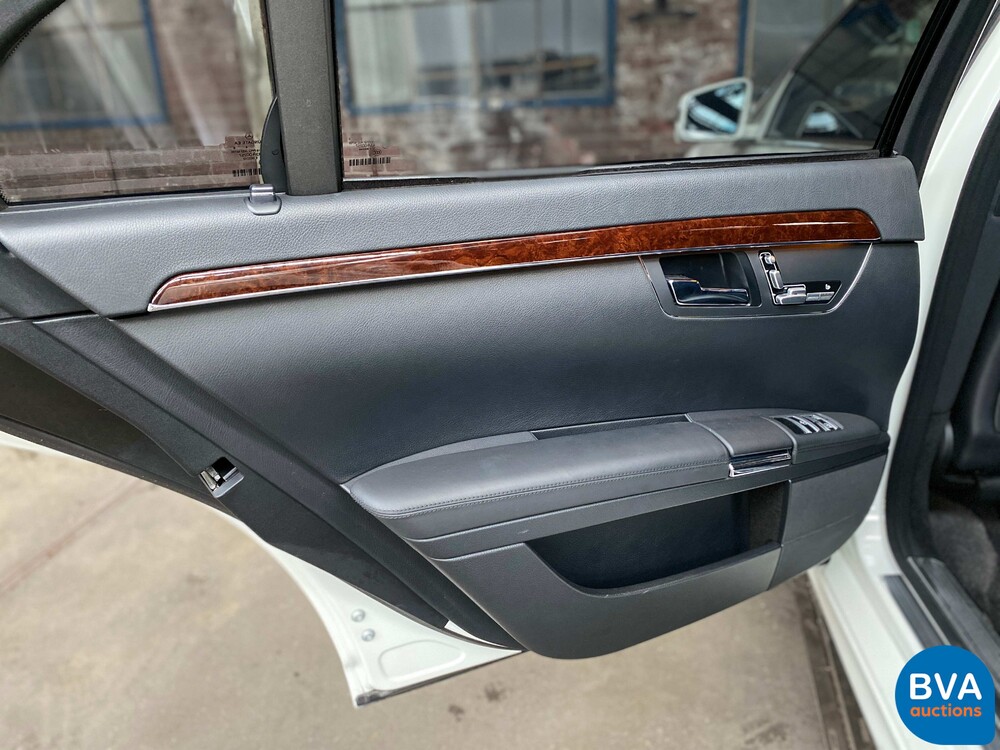 Mercedes-Benz S550L AMG 435pk 2006 -YOUNGTIMER-.