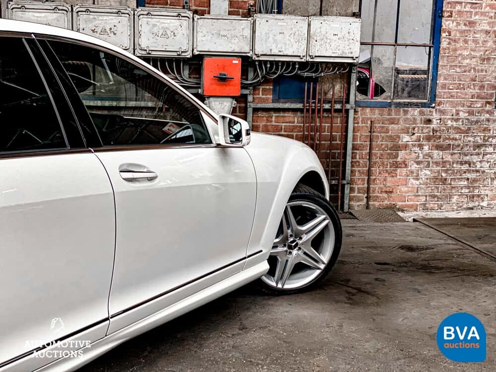 Mercedes-Benz S550L AMG 435pk 2006 -YOUNGTIMER-.