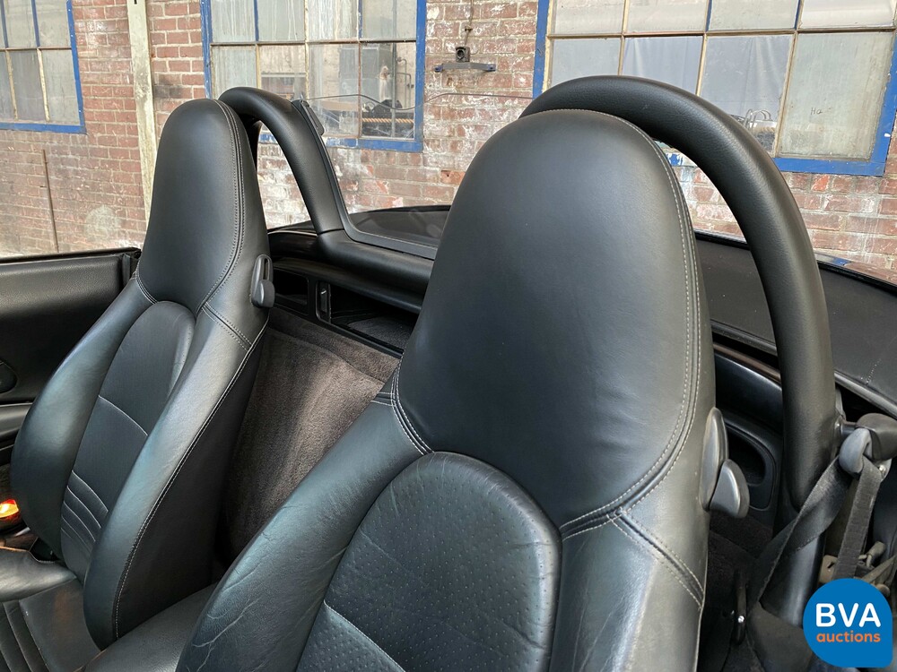 Porsche-Boxster 986 2.7 FACELIFT 228PS 2002 -YOUNGTIMER-.