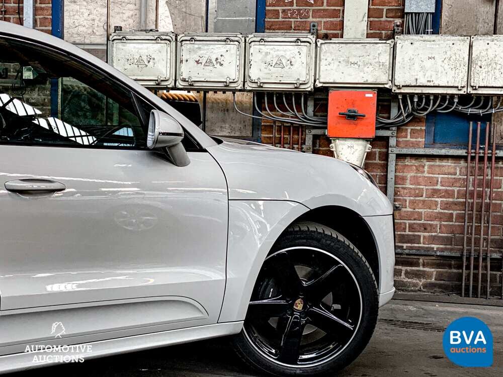 Porsche Macan 2.0 231PS 2019.