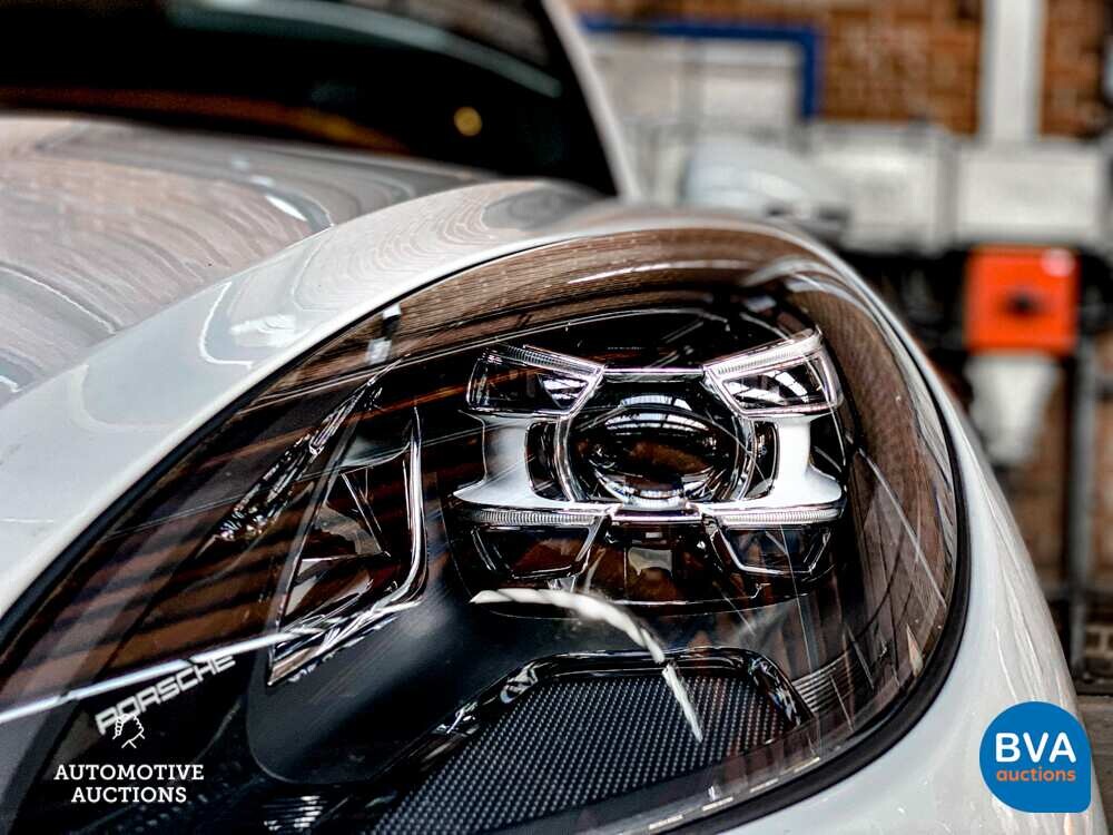 Porsche Macan 2.0 231PS 2019.