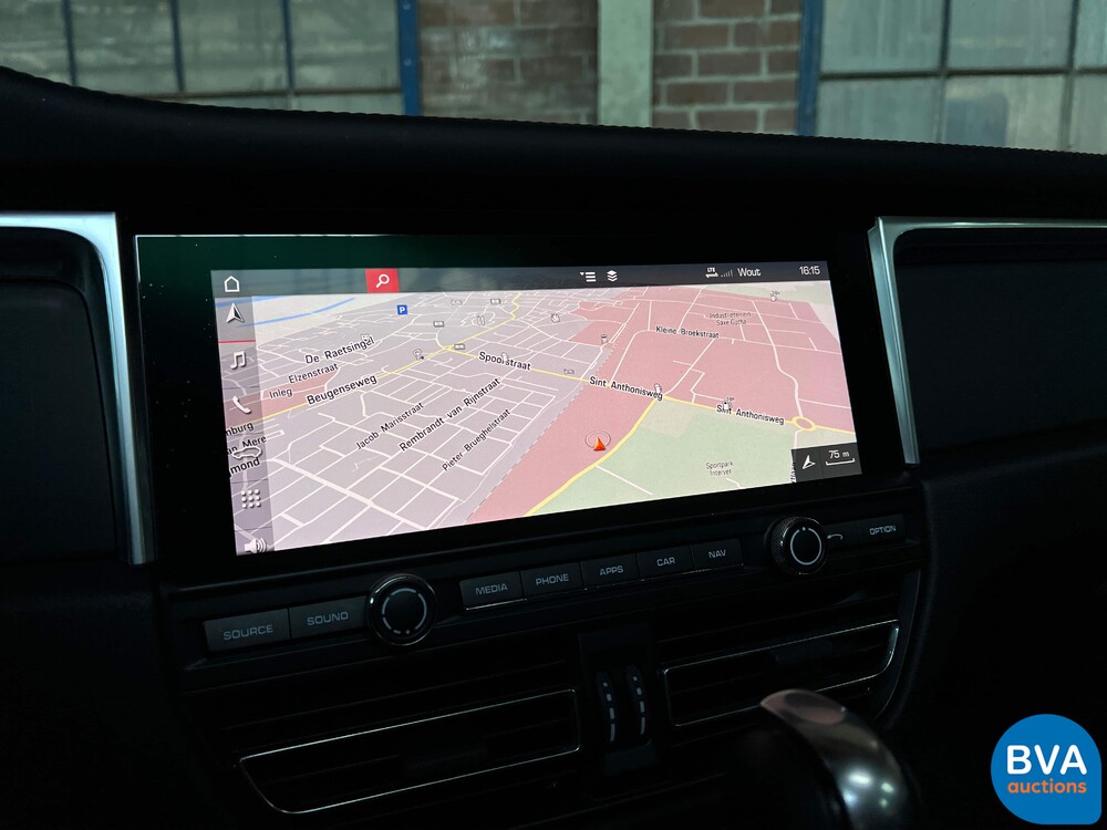 Porsche Macan 2.0 231PS 2019.