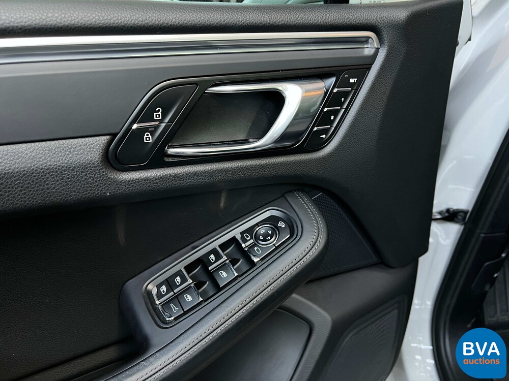 Porsche Macan 2.0 231PS 2019.