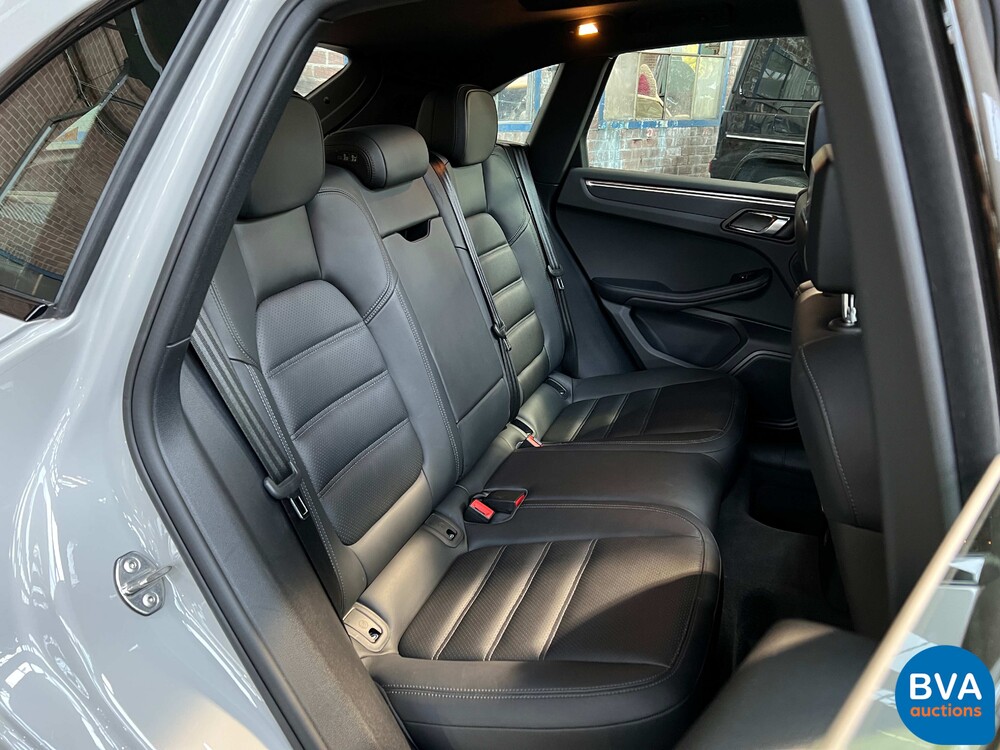 Porsche Macan 2.0 231PS 2019.