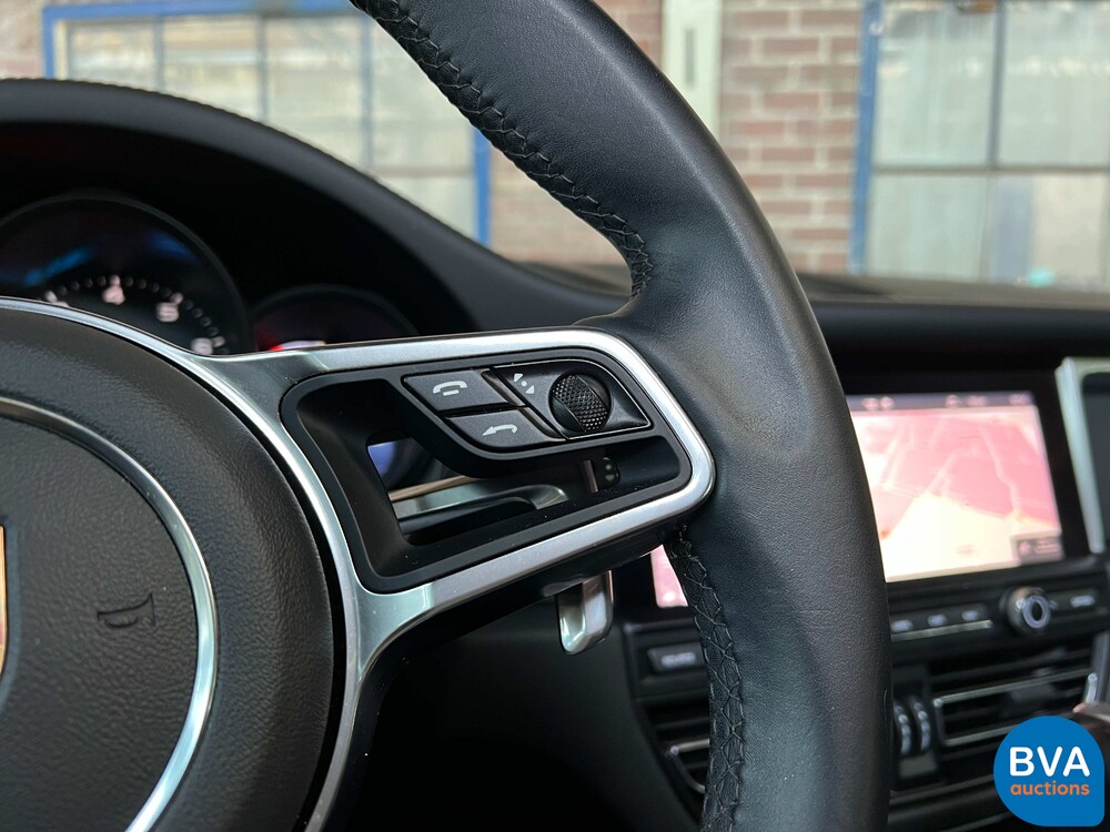 Porsche Macan 2.0 231PS 2019.