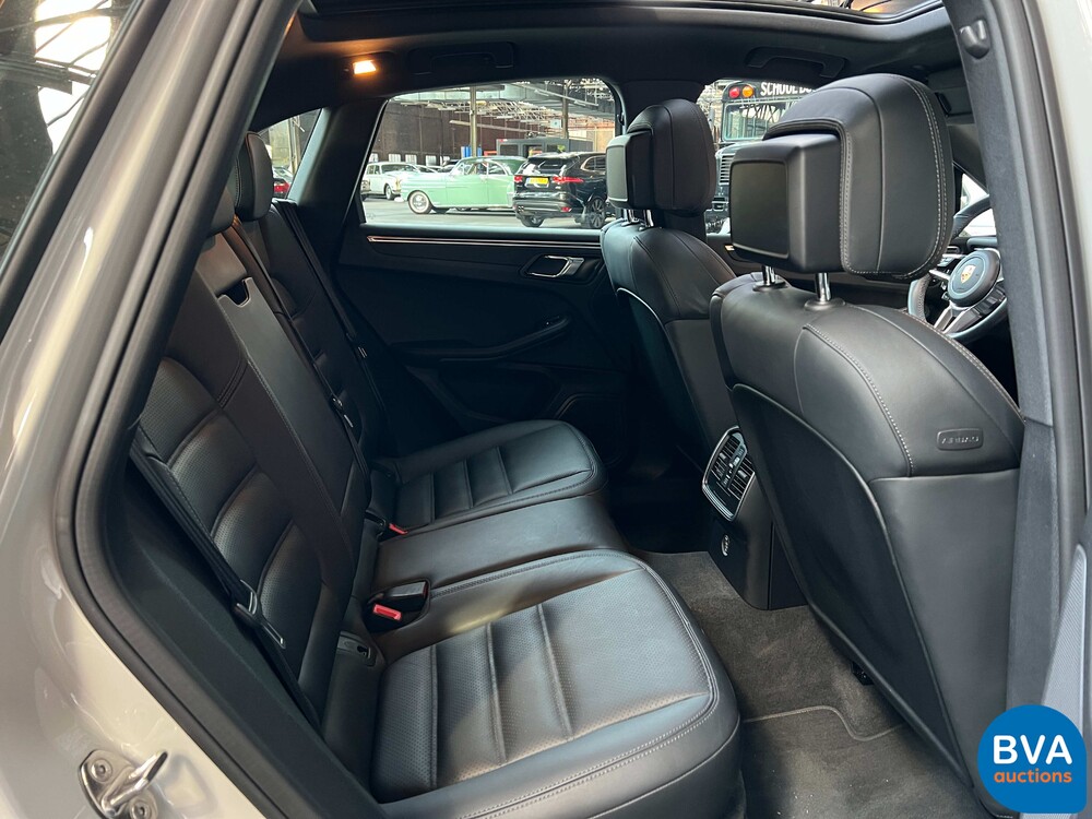 Porsche Macan 2.0 231PS 2019.