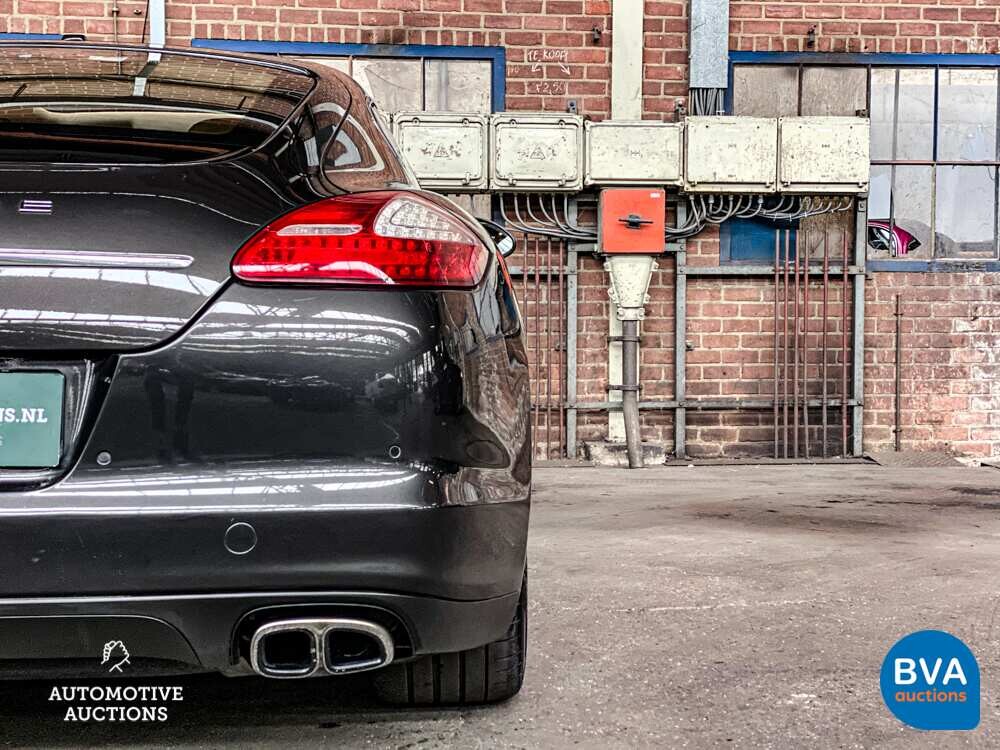Porsche Panamera 4s 4.8 V8 400hp 2009.